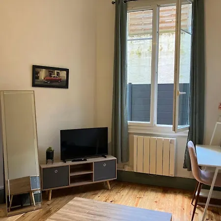 Apartmán La Terrasse Zen Dacher - Superbe 30 M2 Equipe Avec Terrasse Coeur Proche Gare Thermes Cures Vichy